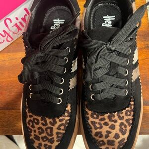 Corky’s Hey Girl Black and Brown Leopard Print Women's Shoes. Worn once.